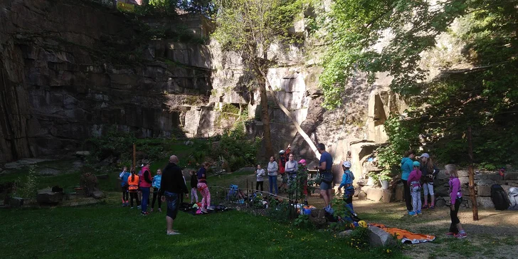 Kurz ferraty i slaňování a oběd nebo nocleh s večeří a snídaní pro 2 osoby