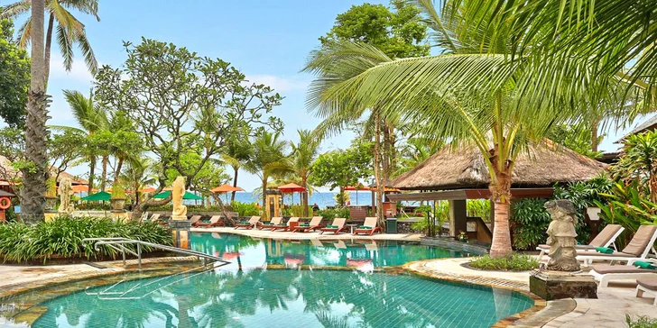 Překrásný 4* hotel na Bali: 6–12 nocí, snídaně, 2 bazény, wellness a fitness