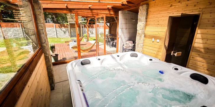 Na výběr máte také balíček s 60min. vstupem do wellness.