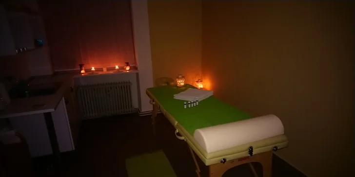 Relaxační masáže indické a ajurvédské: 45, 60 či 120 minut