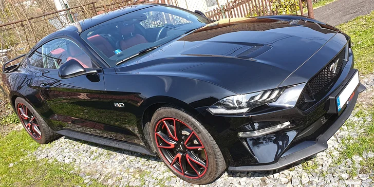 Pořádná jízda: zapůjčení legendárního Fordu Mustang GT 2018 na 24 hod.