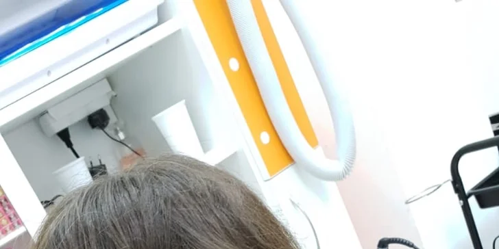 Skočte si pro nový sestřih: dámský střih na sucho a bez objednání
