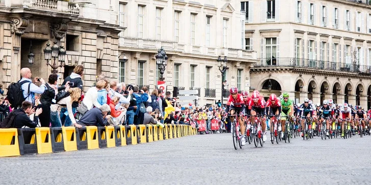 Zájezd do Paříže: doprava busem, fandění na Tour de France, prohlídka Paříže