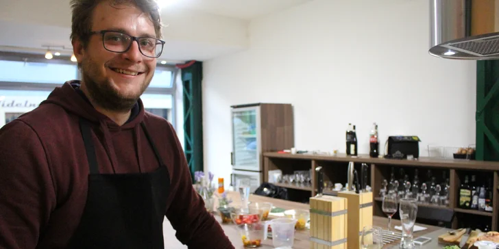 Kurzy vaření dle výběru s Monou z Masterchefa: steaky, burgery i Low Carb