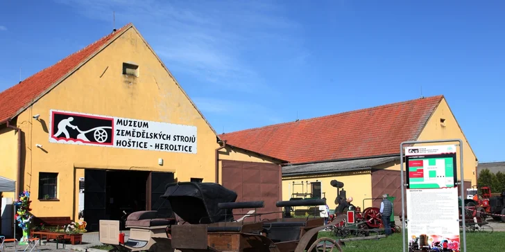 Ukázka života vesnického lidu 19. a 20. stol.: Muzeum zemědělských strojů