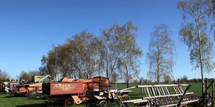 Ukázka života vesnického lidu 19. a 20. stol.: Muzeum zemědělských strojů