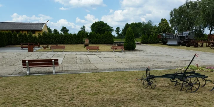Ukázka života vesnického lidu 19. a 20. stol.: Muzeum zemědělských strojů