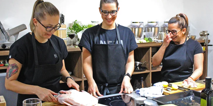 Kurzy vaření s Monou z MasterChefa: na výběr 18 termínů a různé kuchyně