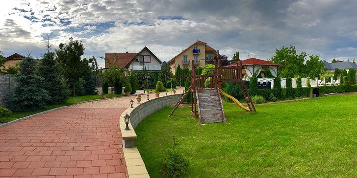 Skvělý relax u slovenského moře: 3–6 dní s polopenzí a vstupem do bazénu