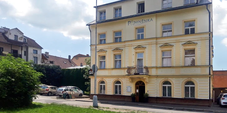 Penzion Pomněnka se nachází v klidné části centra lázní Luhačovice.