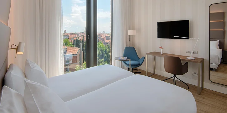 Stylový 4* hotel v centru Benátek s bufetovou snídaní pro 2 osoby
