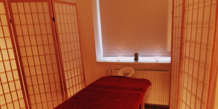 Privátní relax: sauna a vířivka pro dva, romantický balíček s občerstvením i masáží