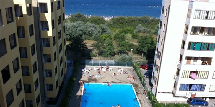 Letní dovolená v Itálii: vybavený apartmán pro 6 osob, bazén a 50 m na pláž