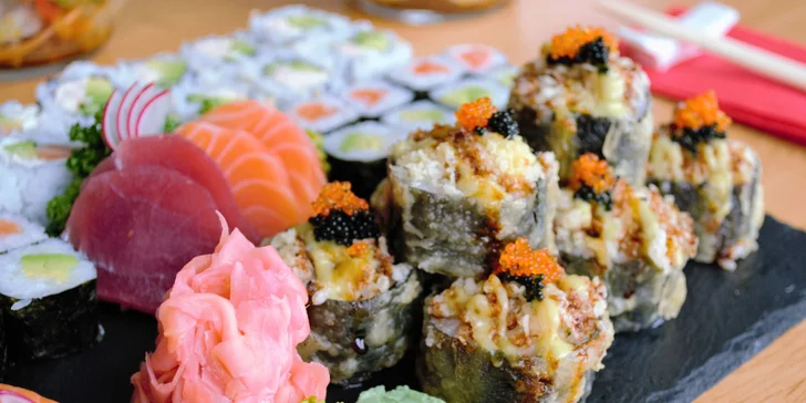24, 32, 40 nebo 48 ks sushi s tuňákem, lososem, krevetami i kaviárem