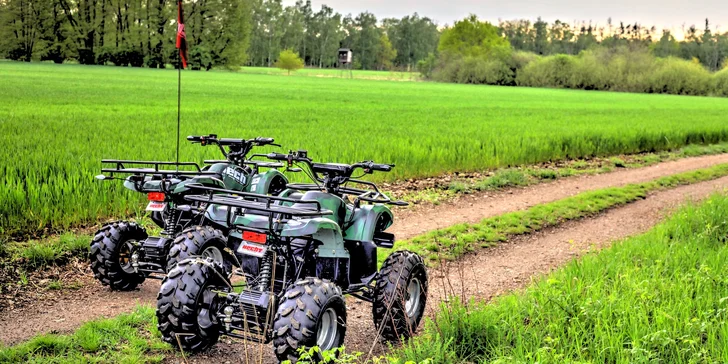 Zpestření dne parádní jízdou: zapůjčení elektročtyřkolek pro 1 či 2 osoby