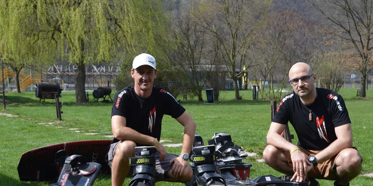 Adrenalin nad vodou: bláznivý let na flyboardu