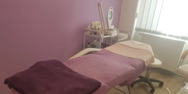 Kompletní péče o pleť: kosmetické ošetření i s možností masáže