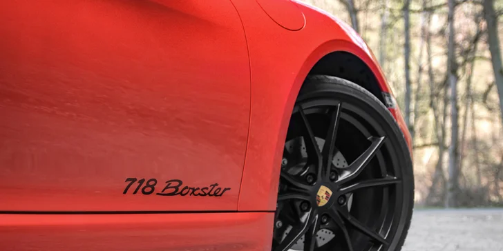 Jízda v Porsche na závodním okruhu SteelRing Třinec