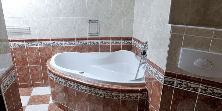 Relax ve Františkových Lázních včetně masáže, zábalu a polopenze