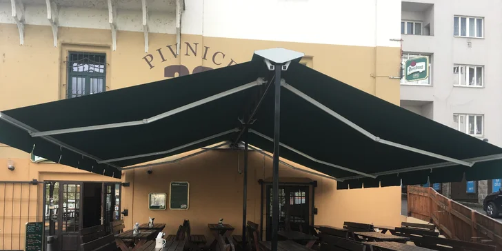 Pivnice 20 zve na baštu: kilo uzených žeber a 300 g tataráku s topinkami
