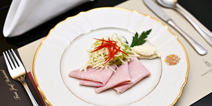 Degustační menu v restauraci Franz Josef: šunka, jehněčí kotletky i candát