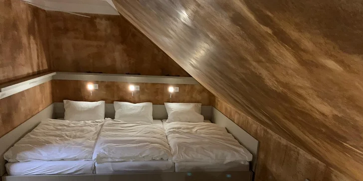 Jistě vás potěší topení a krb, TV s plochou obrazovkou a Wi-Fi připojení.