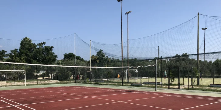 Kalábrie letecky z Brna: 8 dní v hotelu s polopenzí nebo light all inclusive