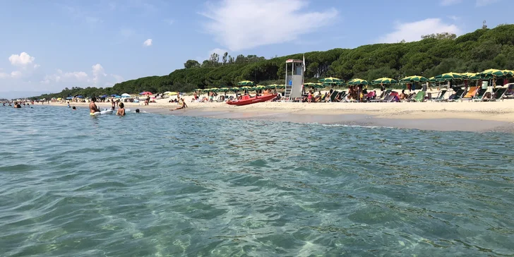 Kalábrie letecky z Brna: 8 dní v hotelu s polopenzí nebo light all inclusive