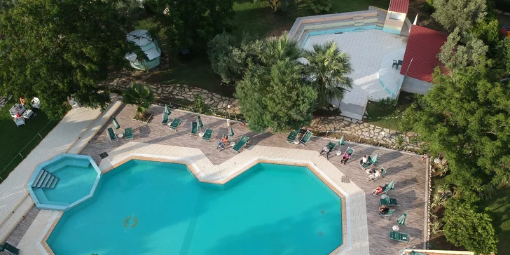 Kalábrie letecky z Brna: 8 dní v hotelu s polopenzí nebo light all inclusive