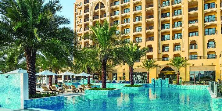 Odpočinek v emirátu Ras Al Khaimah. Neojblíbenější rodinný hotel na ostrově Marjan.