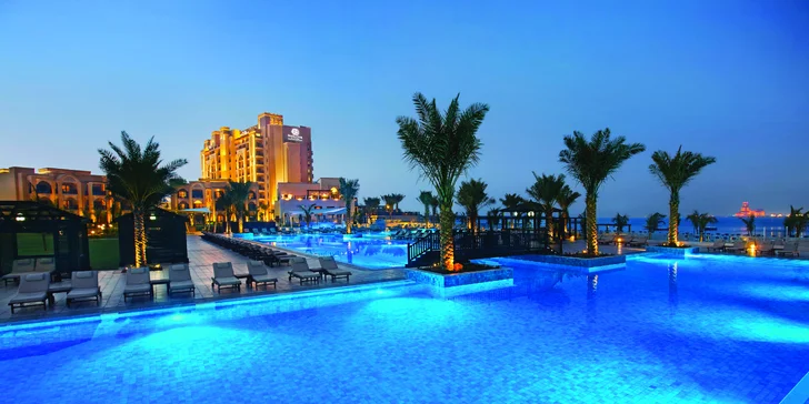 Odpočinek v emirátu Ras Al Khaimah. Neojblíbenější rodinný hotel na ostrově Marjan.