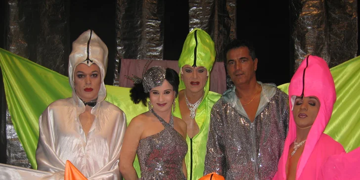 Vstupenka na travesti show skupiny Screamers: představení Smím prosit?