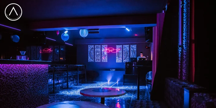 Dva letní koktejly nebo XXL kýbl plný oblíbených drinků