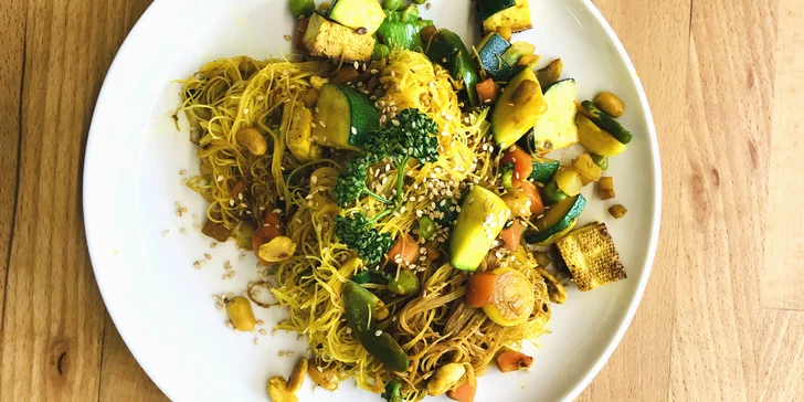 Živá kavárna: malé nebo velké obědové menu ve veganském bistru