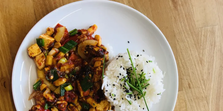 Živá kavárna: malé nebo velké obědové menu ve veganském bistru