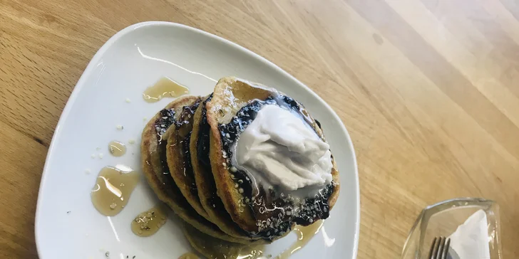 Živá kavárna: malé nebo velké obědové menu ve veganském bistru