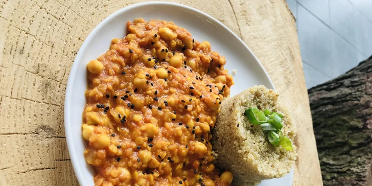 Živá kavárna: malé nebo velké obědové menu ve veganském bistru