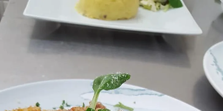 Vezměte partnera na dobré jídlo: pizza nebo pasta pro dva v centru Ostravy