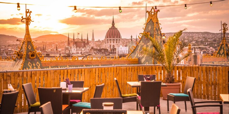 Luxusní relax v centru Budapešti: strava, neomezené sauny i výhled na město