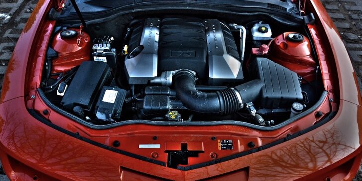 Zapůjčení ďábelského Chevroletu Camaro V8 s výkonem 400 koní na 12–48 hodin včetně víkendu
