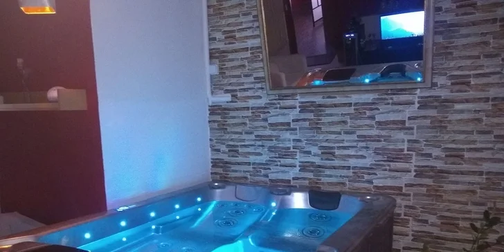 Relaxujte v soukromí: wellness s vířivkou a možností sauny na 60 minut i celou noc