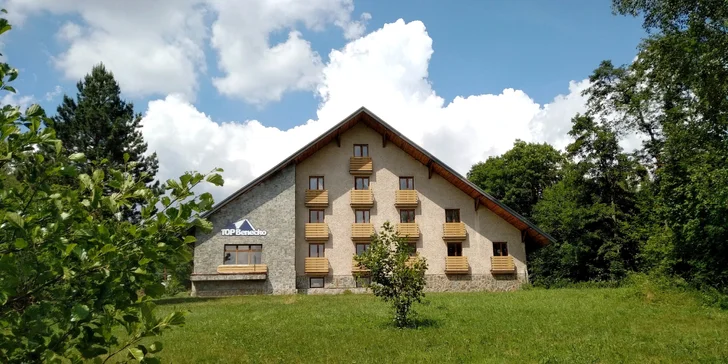 Rodinný víkend v Krkonoších se snídaní a animačním programem pro děti
