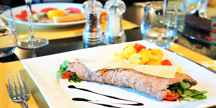 3chodové masové menu: telecí řízek na grilu i řez z belgické čokolády