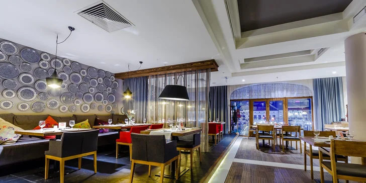 Pobyt v luxusním 5* hotelu v polském Řešově: velké pokoje, jídlo i wellness