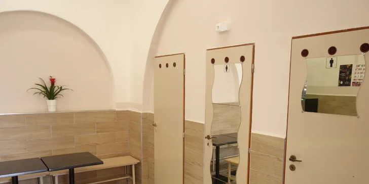 Kebab v tortille nebo chlebu i velký a malý box s hranolky: hovězí nebo kuřecí