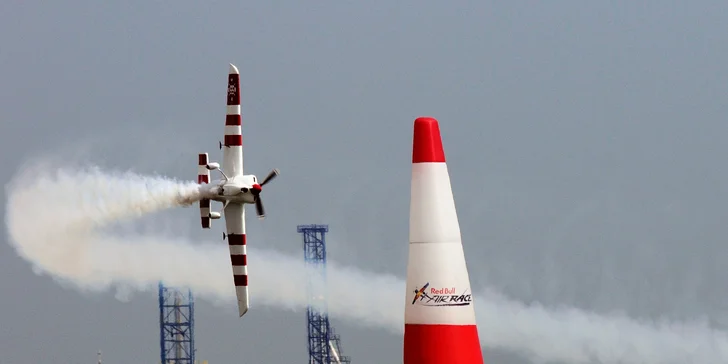 Fanděte Martinu Šonkovi: zájezd na Red Bull Air Race Balaton vč. vstupenky