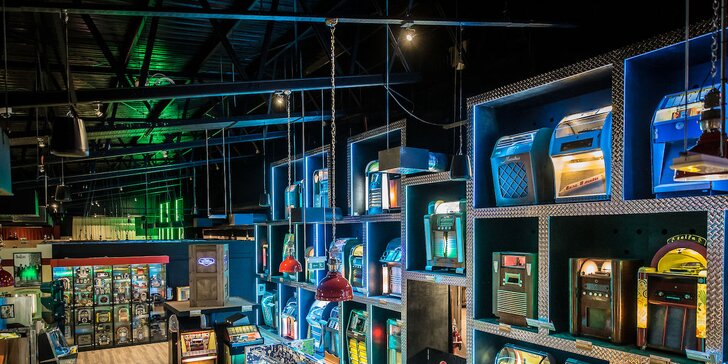 Vstupenka do muzea jukeboxů a pinballů pro děti i dospělé vč. hracích tokenů
