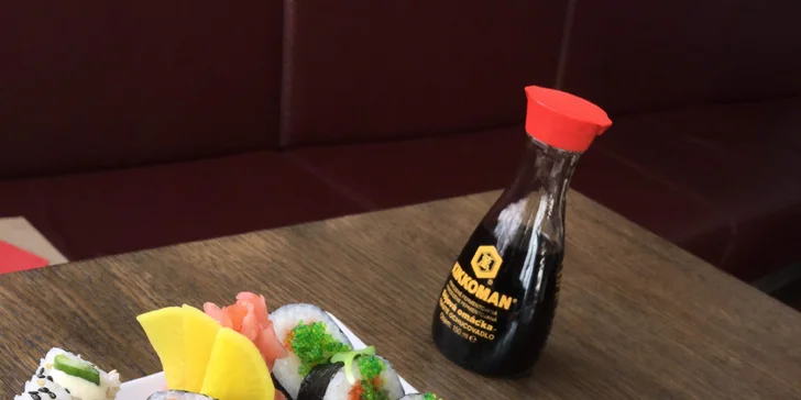 Malý či velký sushi set: rolky s máslovou rybou a tuňákem, okurkou i avokádem