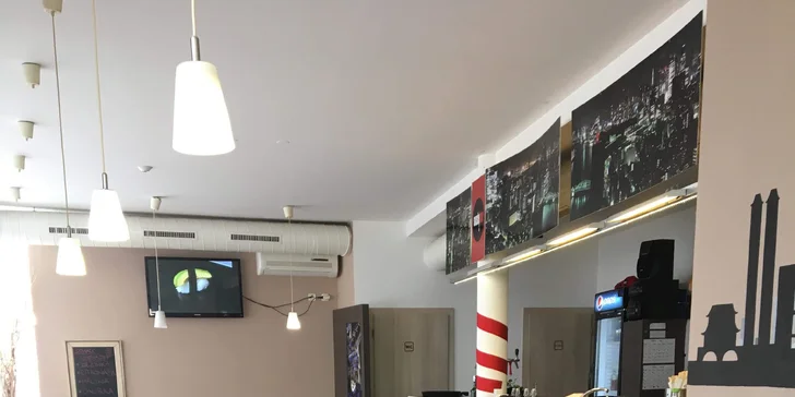Malý či velký sushi set: maki s krevetou i makrelou, nigiri s máslovou rybou