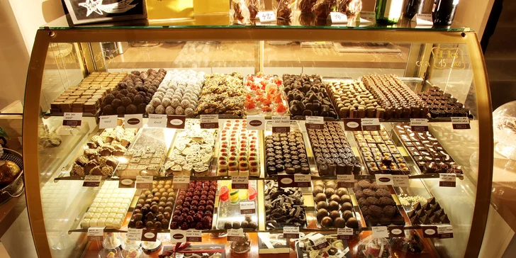 Relaxace z rukou Filipínek: záda a šíje či aroma nebo Bali masáž v délce 60 min.
